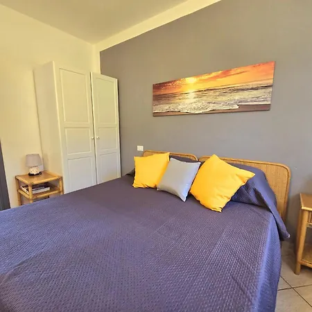 Chez Choucas Maison E Maisonette - Goelba Apartment Portoferraio